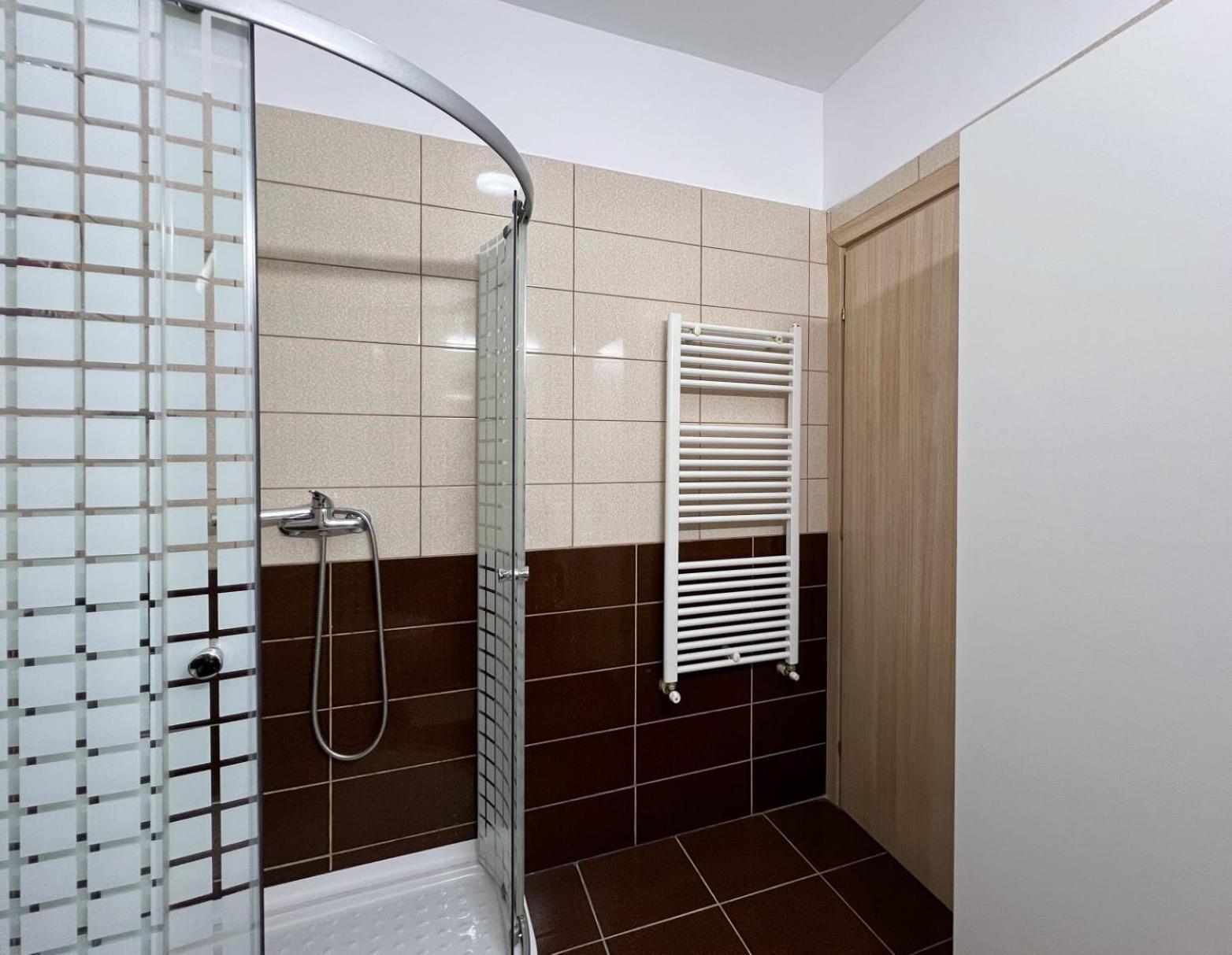 Studio Deluxe Uniri Bucureşti Eksteriør bilde